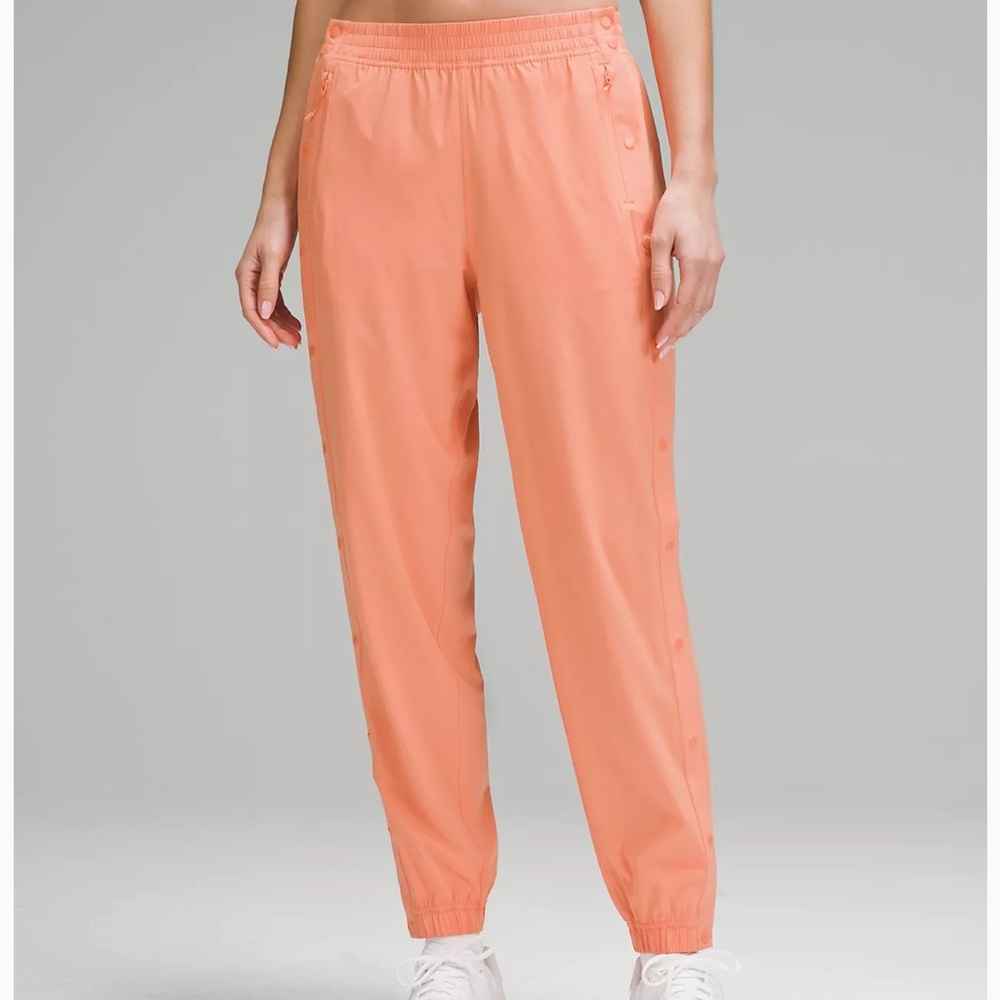 Lululemon Tear-Away Mid-Rise Track Pant